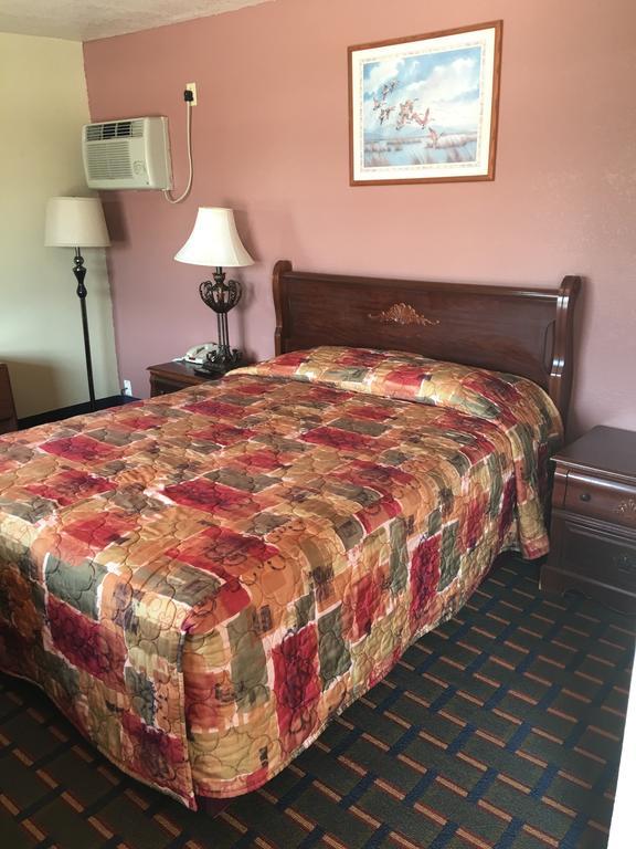 ماريانا Best Value Inn Motel Sandusky المظهر الخارجي الصورة