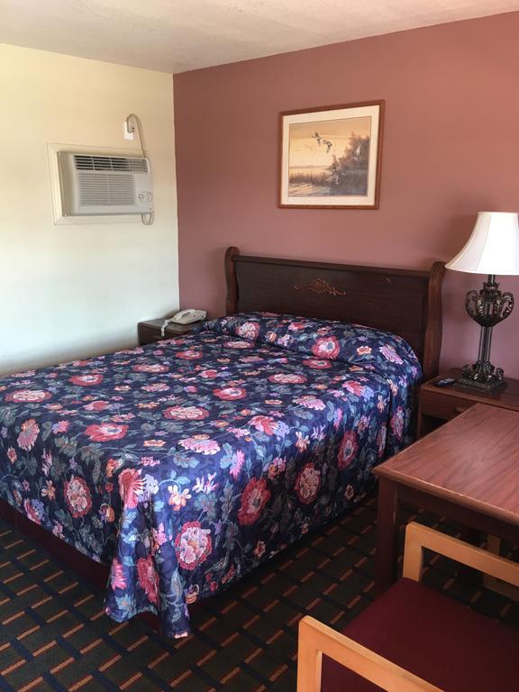 ماريانا Best Value Inn Motel Sandusky المظهر الخارجي الصورة