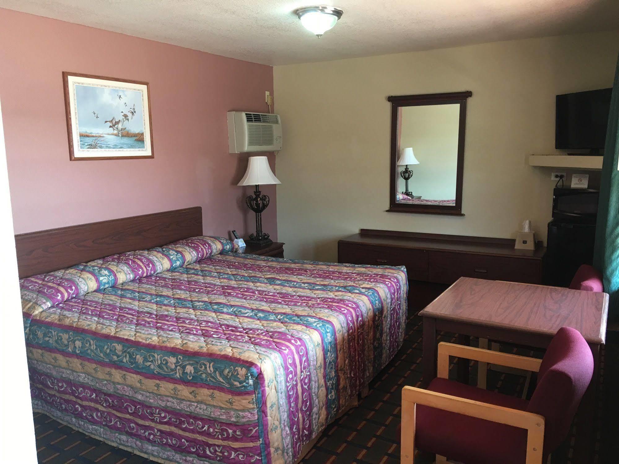 ماريانا Best Value Inn Motel Sandusky المظهر الخارجي الصورة