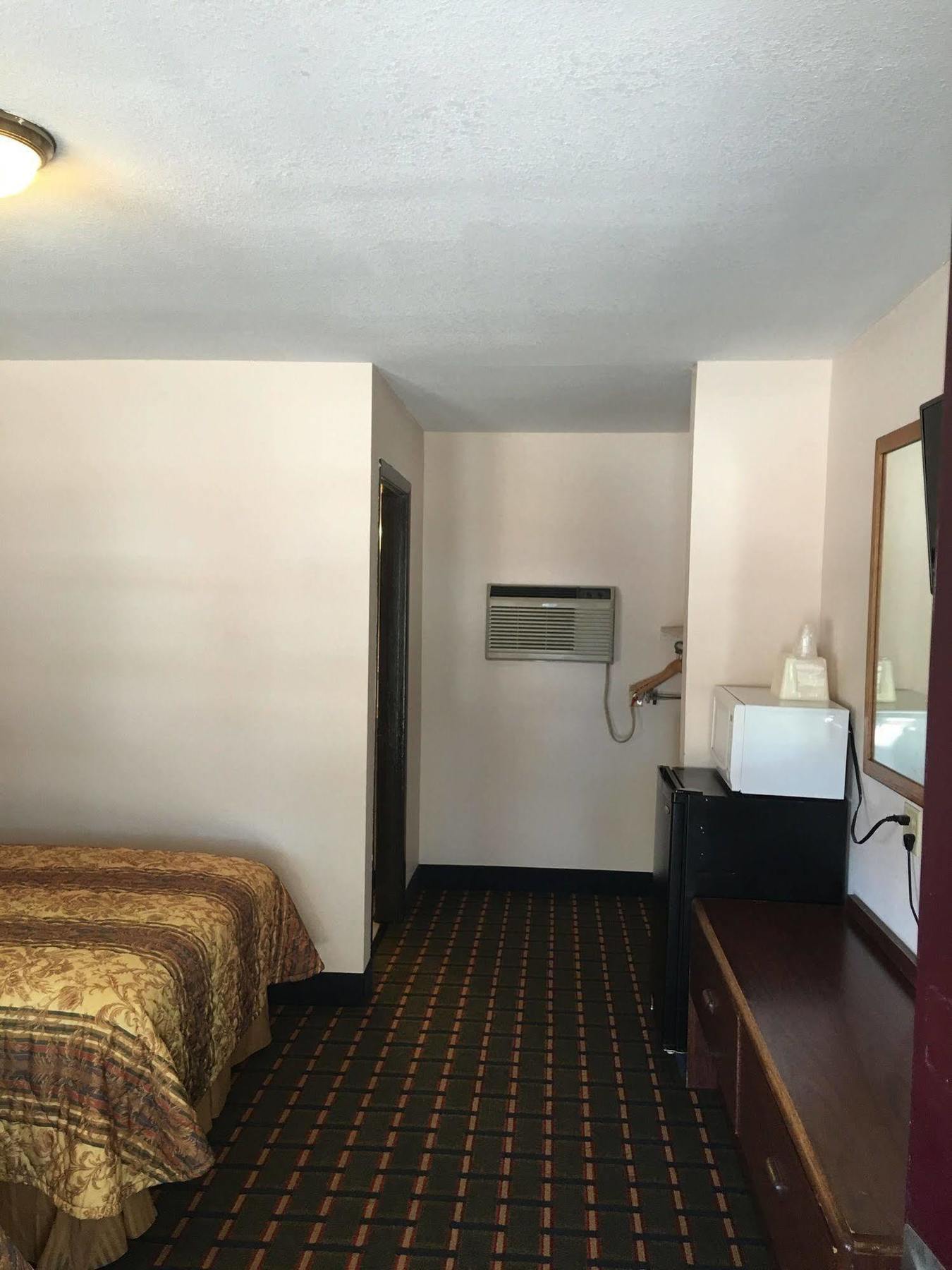 ماريانا Best Value Inn Motel Sandusky المظهر الخارجي الصورة