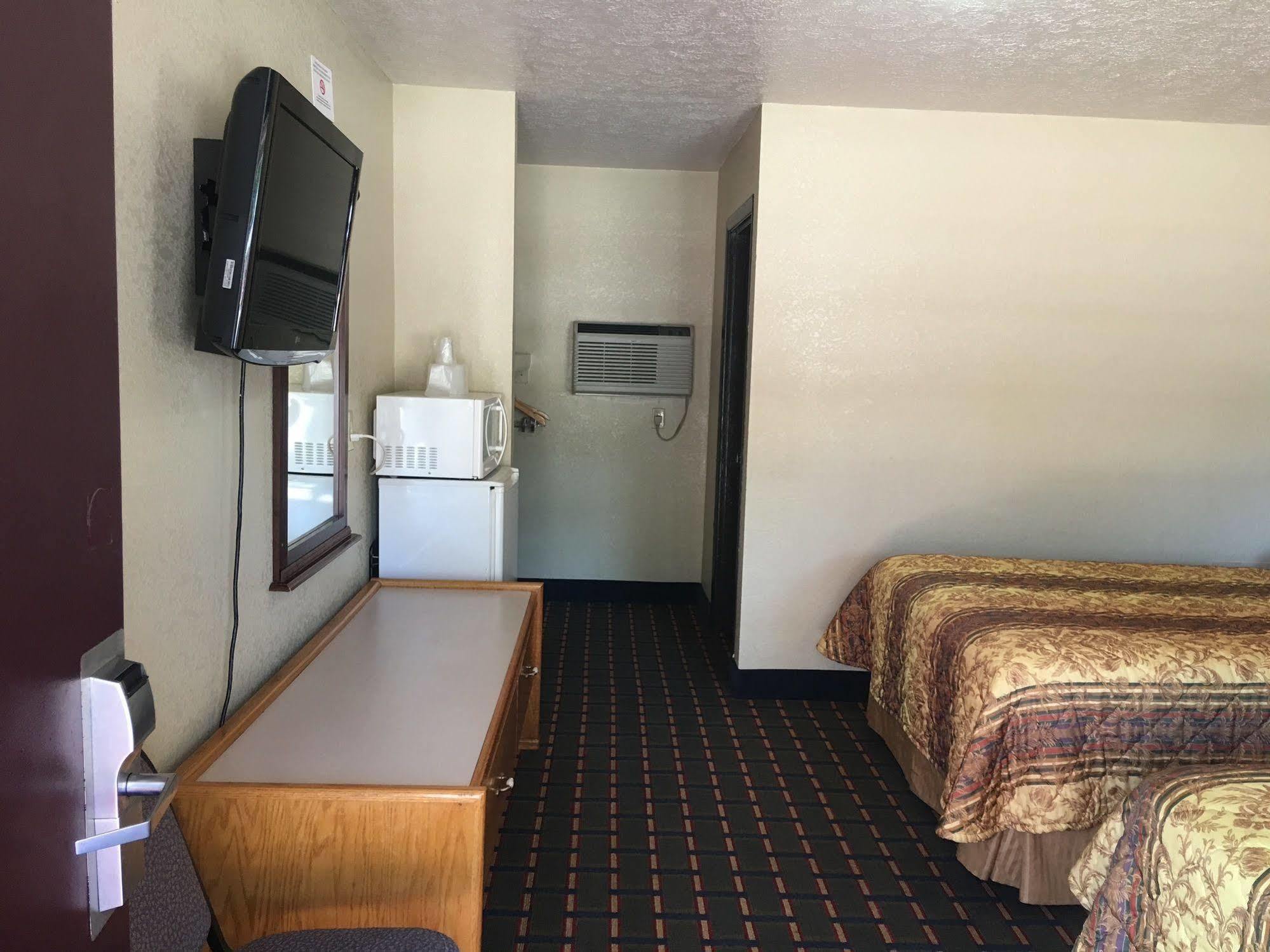 ماريانا Best Value Inn Motel Sandusky المظهر الخارجي الصورة
