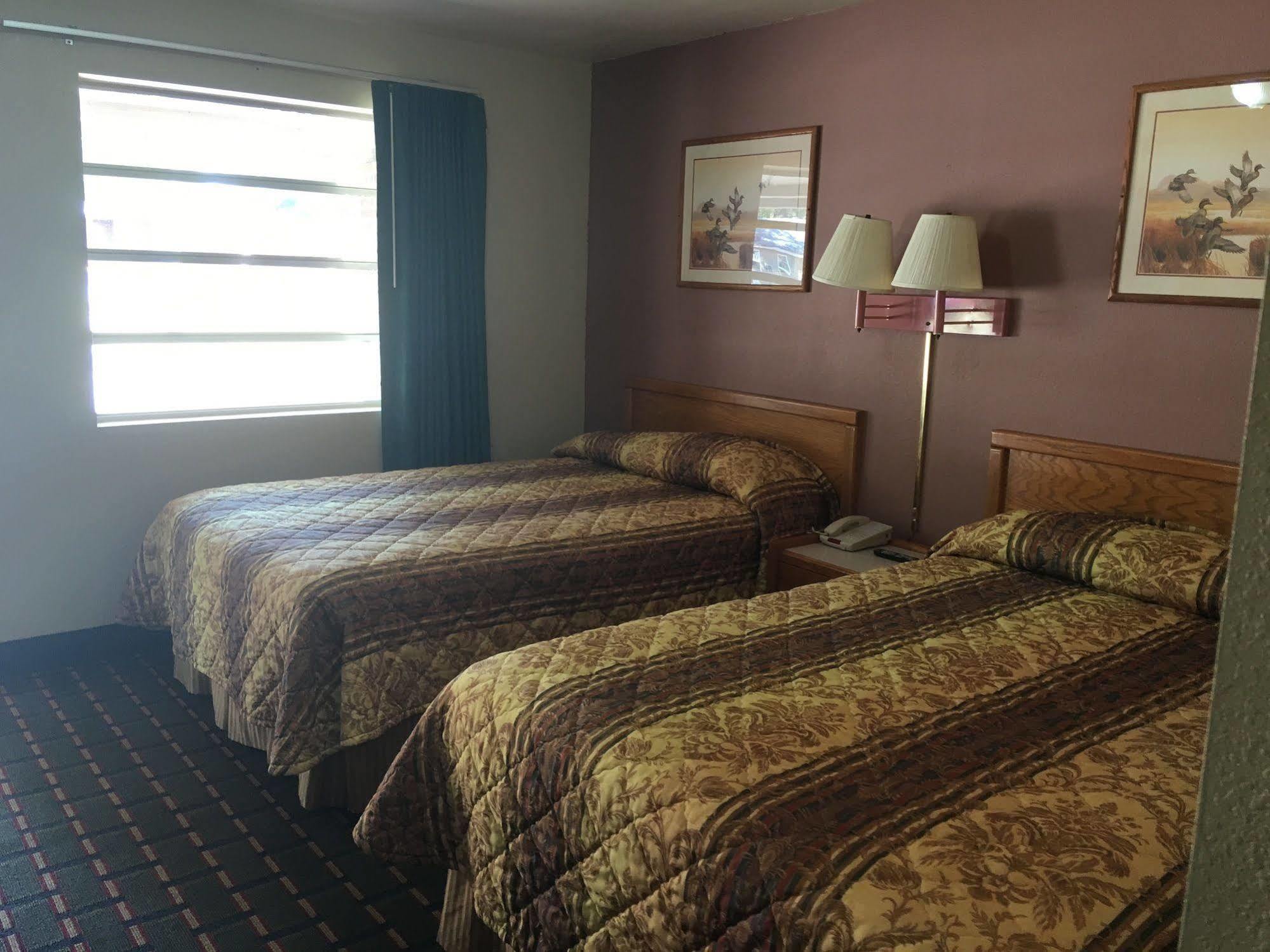 ماريانا Best Value Inn Motel Sandusky المظهر الخارجي الصورة